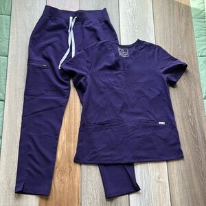 Purple Women’s Scrub Set - Unbranded Stretch V-Neck Top & Jogger Pants